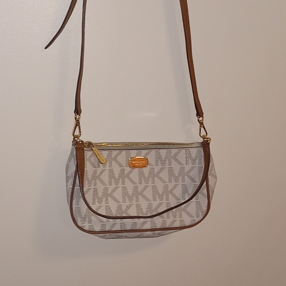 Michael Kors Jet Set Vanilla  purse bag wallet clutch